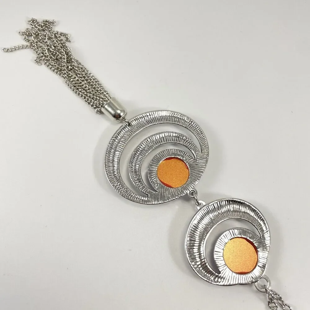 Unbranded silver tone